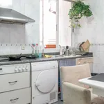 Rent a room of 180 m² in madrid