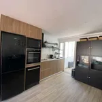 Rent a room of 80 m² in alicante