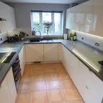 Rent 4 bedroom flat in Wales