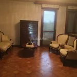 Rent 4 bedroom apartment of 98 m² in Florence