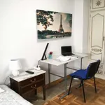 Rent a room in pamplona