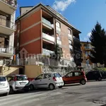 Affitto 3 camera appartamento di 75 m² in Avellino