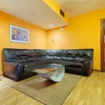 Rent 3 bedroom apartment in Granada