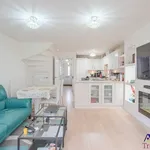 Detached house to rent in Burroughs Drive, Dartford DA1