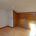 Rent 3 bedroom house of 175 m² in Leiria