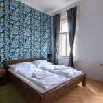 Rent a room of 90 m² in Prague