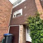 Rent 4 bedroom house in West Midlands