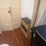 Rent a room in lisbon