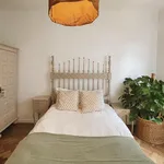 Rent 3 bedroom apartment in Porto