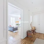 Rent 5 bedroom apartment of 119 m² in Paris