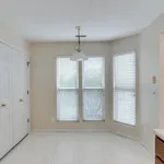 Rent 3 bedroom apartment in Warren