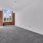 Rent 2 bedroom flat in Bolton