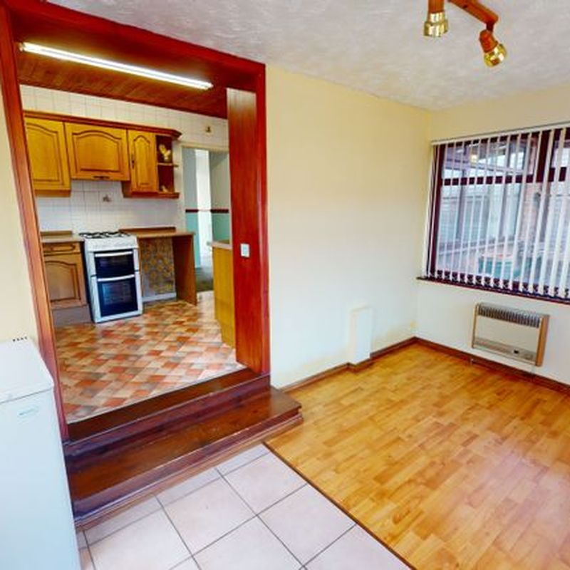 Bungalow to rent in Springfield Drive, Forsbrook, Stoke-On-Trent ST11 Blythe Bridge