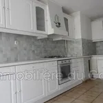 Appartement de 90 m² avec 4 chambre(s) en location à MartiguesT