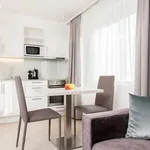 Rent 1 bedroom apartment of 484 m² in Zurich