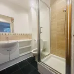 Rent 2 bedroom flat in Glasgow  West