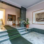 Rent 4 bedroom apartment of 100 m² in Roma