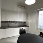 Affitto 2 camera appartamento di 75 m² in Firenze