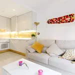 Rent 1 bedroom apartment of 32 m² in madrid