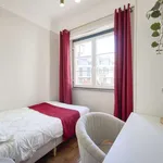 Rent a room in lisbon