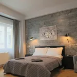 Rent 3 bedroom apartment of 65 m² in Prague