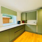 Rent 4 bedroom flat in East Of England