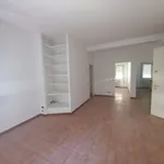 Rent 1 bedroom apartment of 500 m² in MESTRE