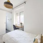 Rent a room in lisbon