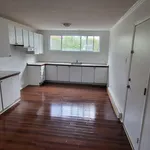 Rent 4 bedroom apartment in Gatineau