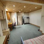 Rent 3 bedroom apartment in Yorkshire And The Humber