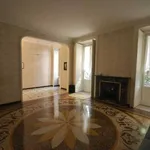 Rent 5 bedroom apartment of 190 m² in Genoa