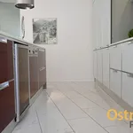 Pronajměte si 3 ložnic/e byt o rozloze 145 m² v Ostrava