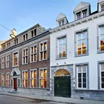 Huur 2 slaapkamer appartement van 81 m² in Maastricht