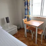 Rent a room of 110 m² in Lagos