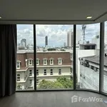 Rent 3 bedroom house of 160 m² in Bangkok