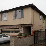 Rent 1 bedroom apartment in San Bruno