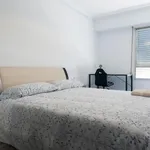 Rent 4 bedroom apartment in Valencia