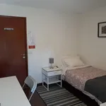 Rent 5 bedroom apartment in Porto