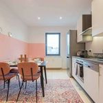 Rent a room of 145 m² in frankfurt