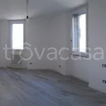 Affitto 3 camera appartamento di 80 m² in Barzago