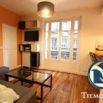 Rent 2 bedroom apartment of 30 m² in Paris