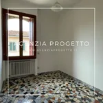 Rent 5 bedroom apartment of 100 m² in Vicenza