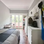 Rent a room in lisbon