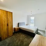 Rent 2 bedroom flat in Salford