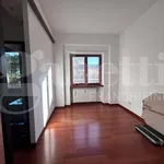 Rent 4 bedroom apartment of 145 m² in Rome