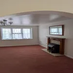 Rent 3 bedroom flat in West Midlands