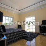 Rent 4 bedroom house of 333 m² in Loulé