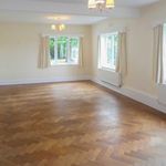 Rent 3 bedroom house of 162 m² in Stratford-on-Avon