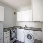 Flat to rent in Hardwick Crescent, Dartford DA2