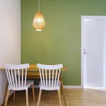 Rent 3 bedroom apartment in Barcelona